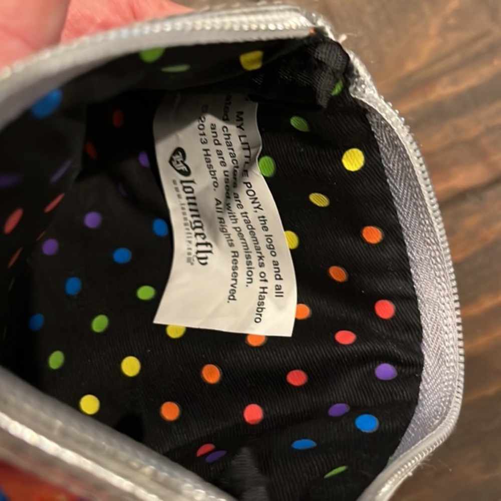Loungefly x My Little Pony Dash pouch - Picture 4 of 14